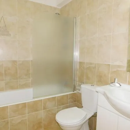 Excellent 2 Bed